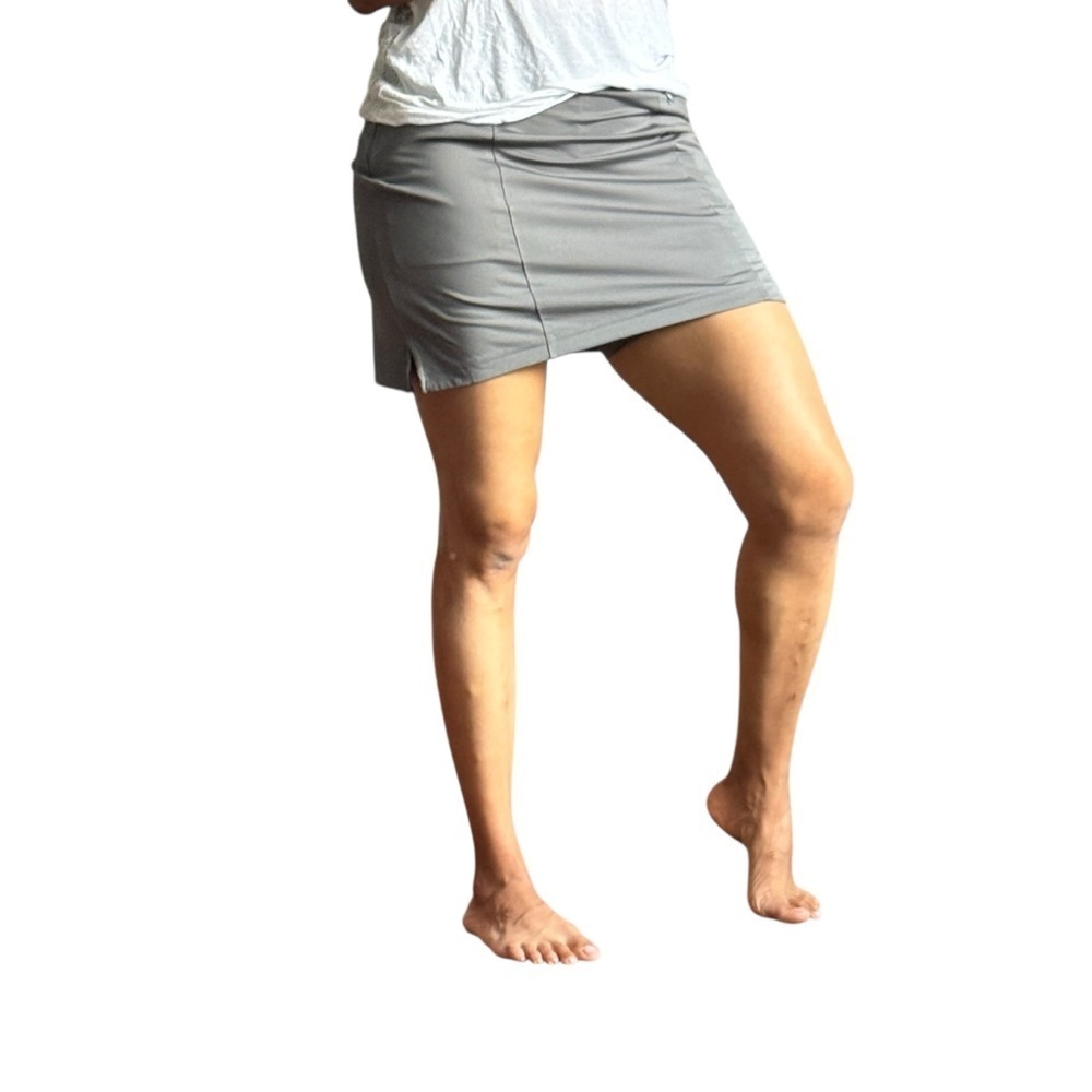 Under Armour Gray Athletic Skirts M
